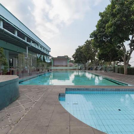 Hotel Ayong Linggarjati Kuningan Mitra Reddoorz Kültér fotó